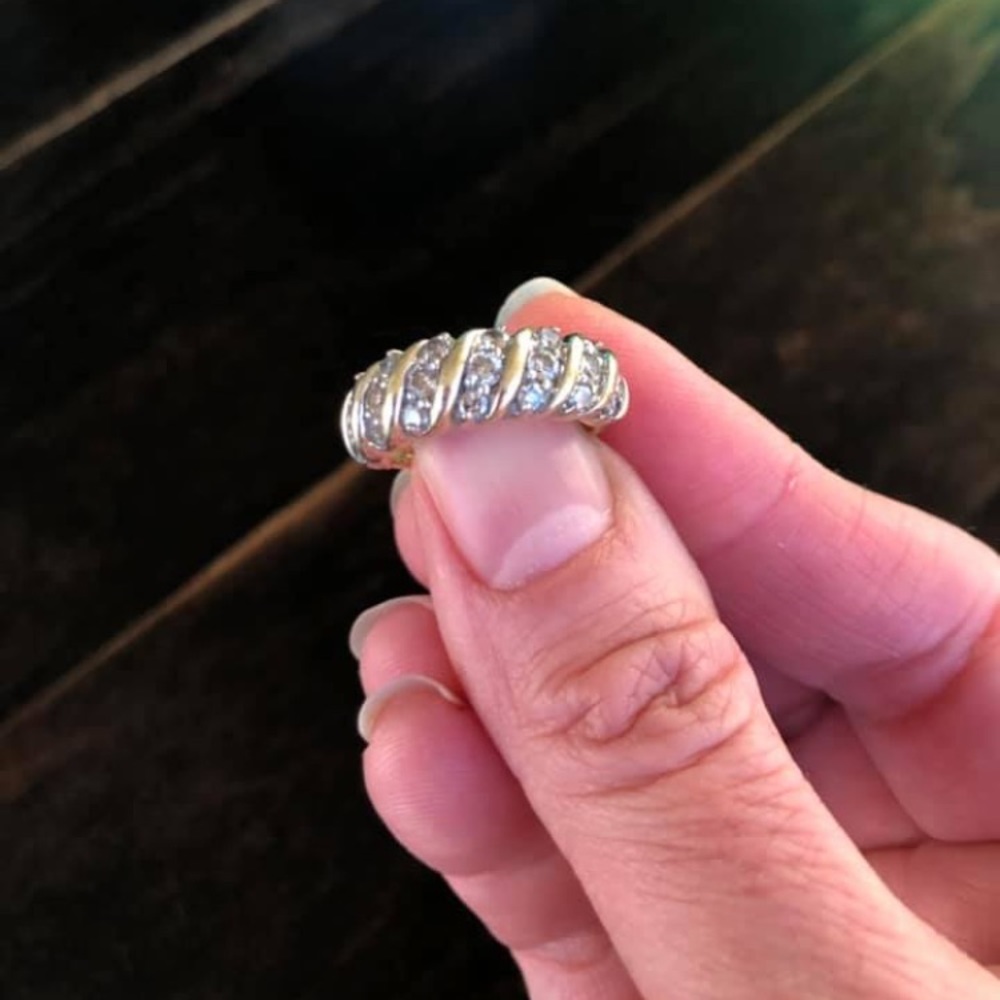Diamond Anniversary Ring Set In 14 Ct Gold Size 5